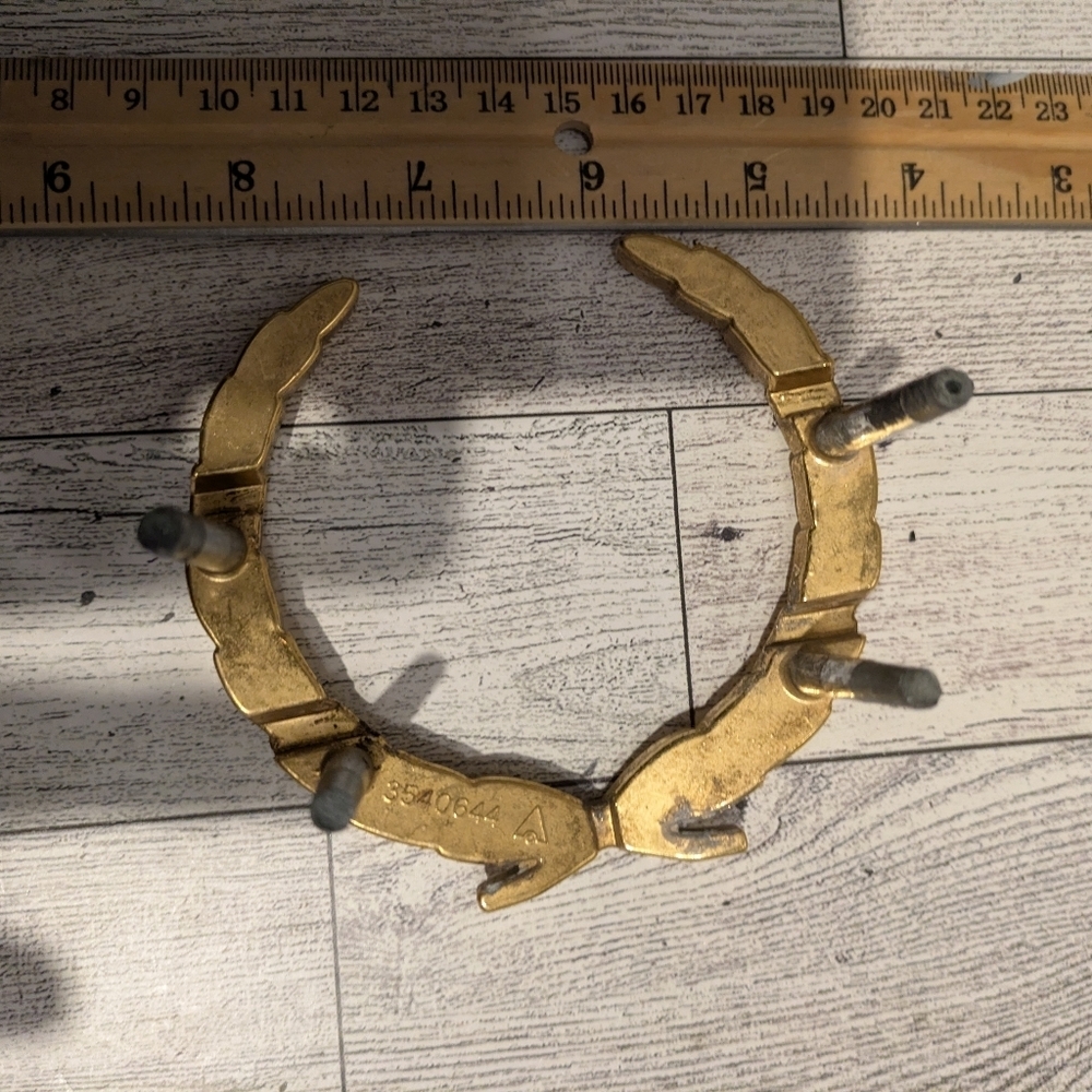 cadillac Elegant Gold Car Emblem - Picture 6 of 7